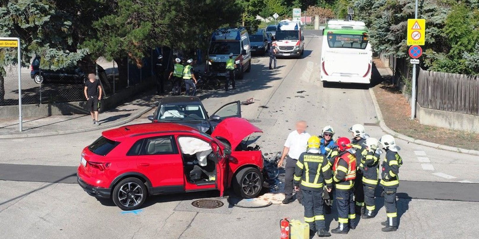 Bilder vom Unfall in Biedermannsdorf.