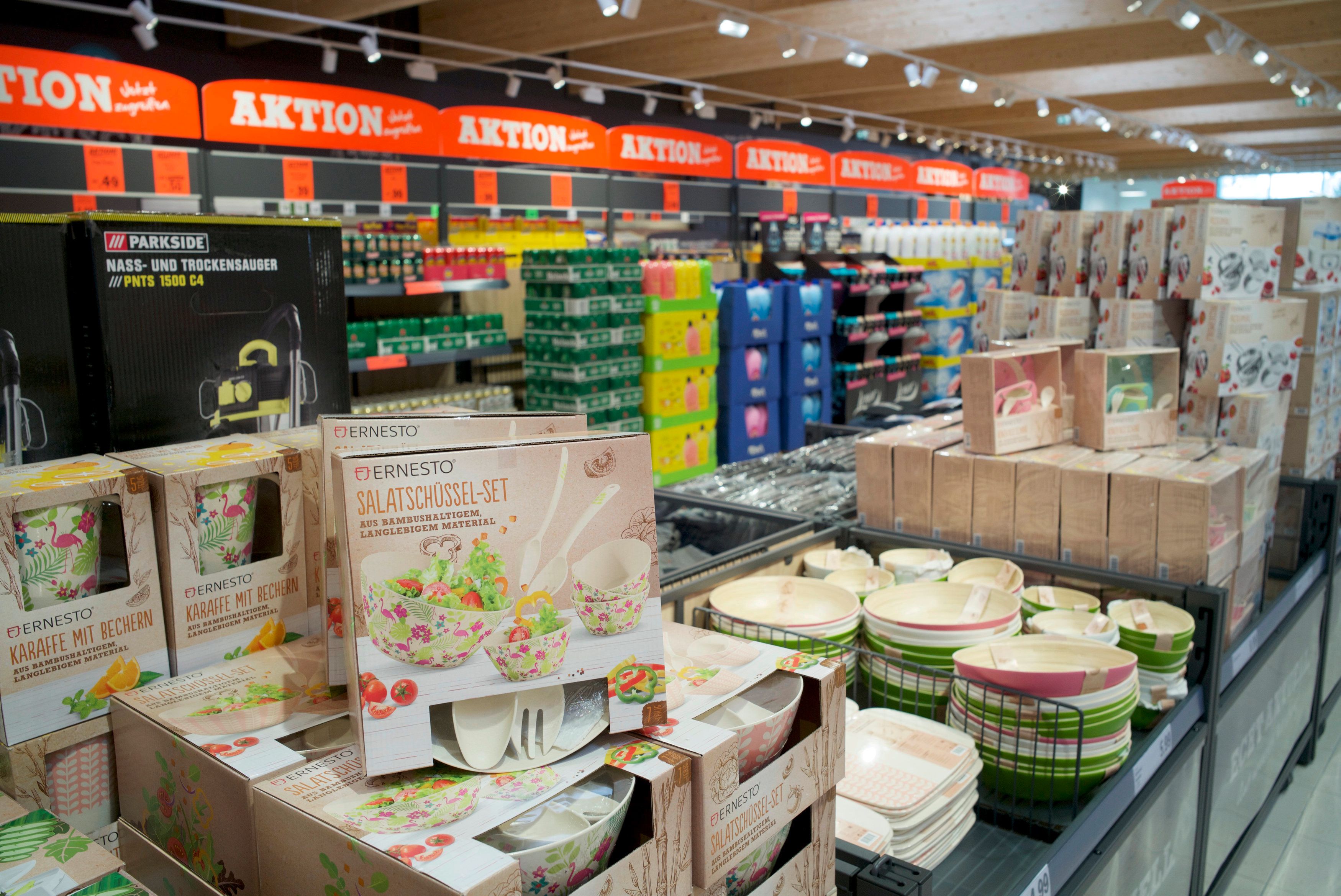 Blick in eine Lidl-Filiale: 2023 könnte das Non-Food-Sortiment radikal eingekürzt werden.