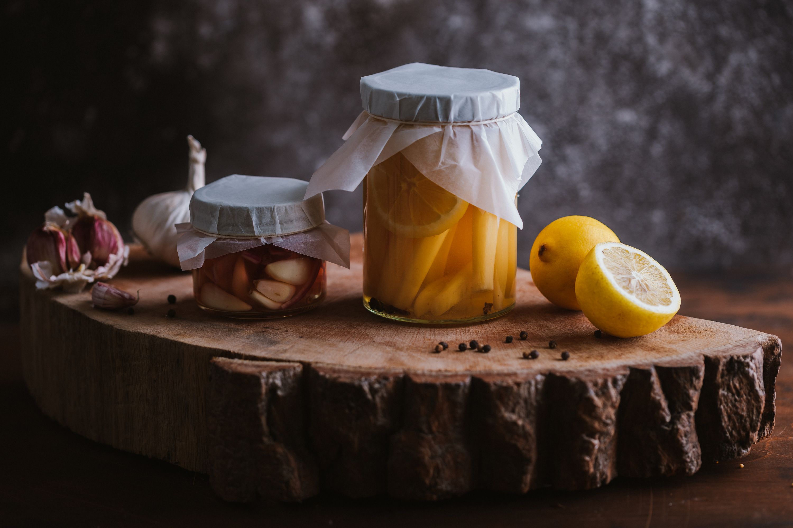 Eingelegter Knoblauch