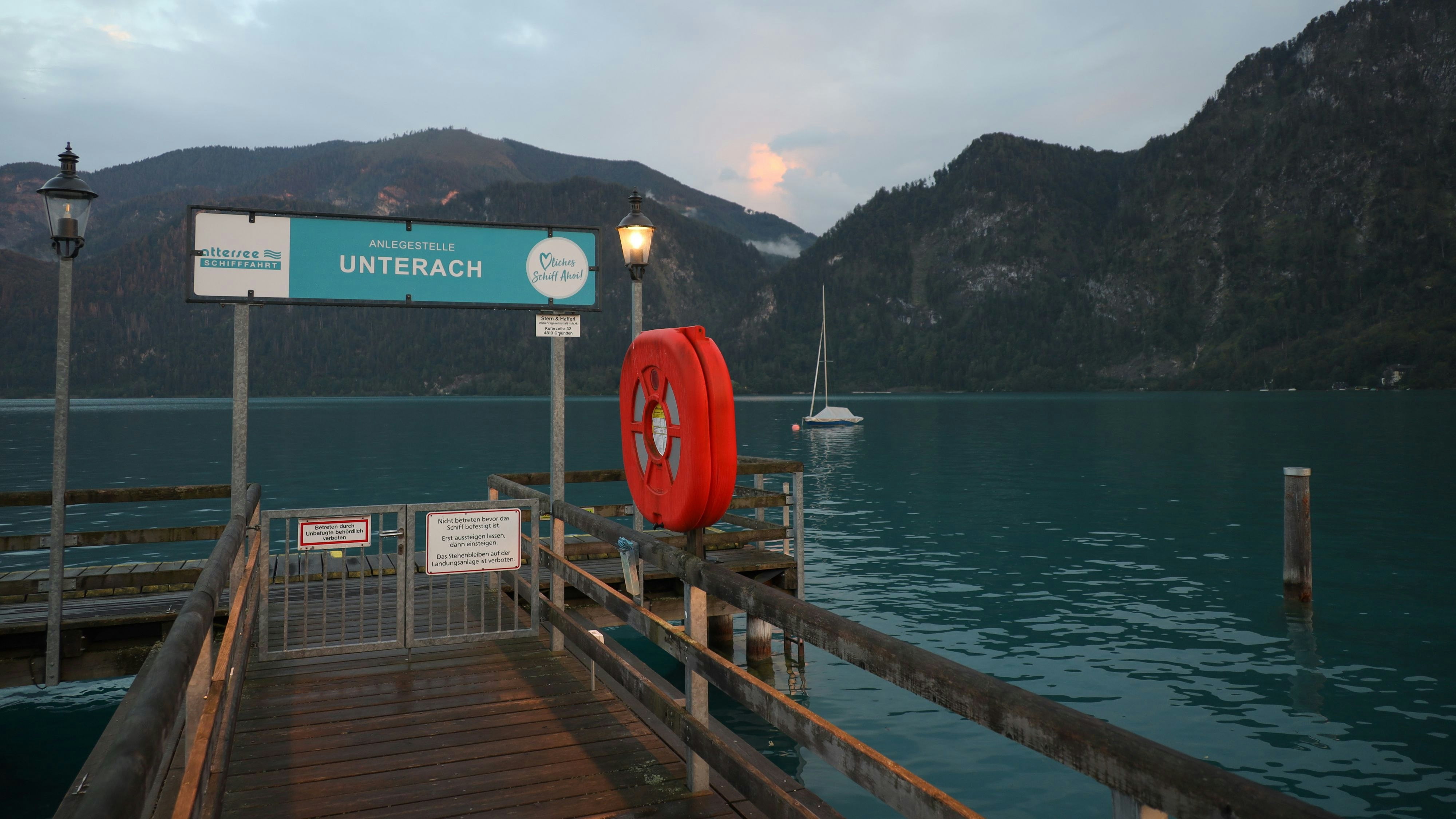 Eine Tauchschülerin ist im Attersee ums Lebens gekommen.