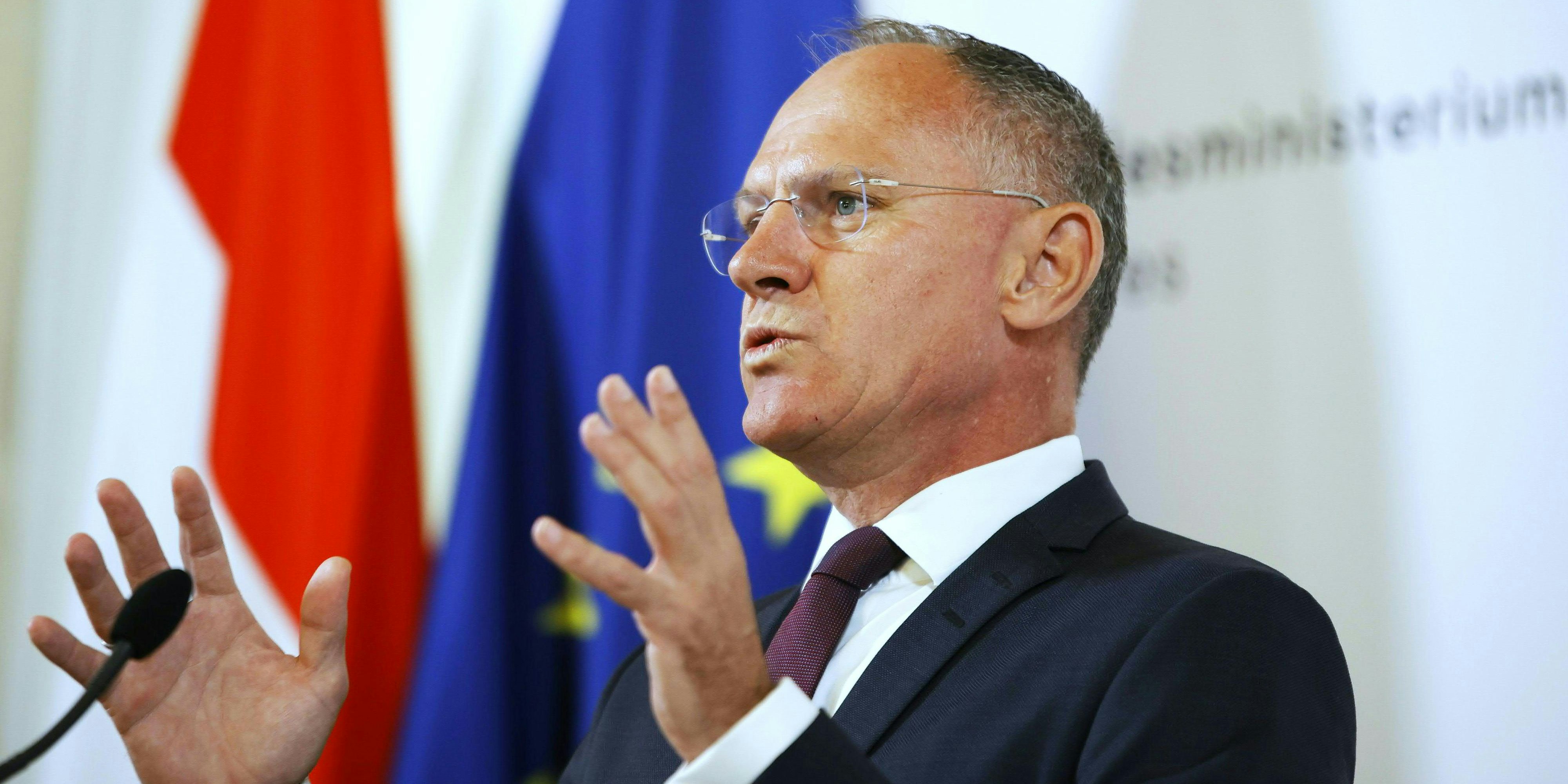 Innenminister Gerhard Karner während einer Pressekonferenz.