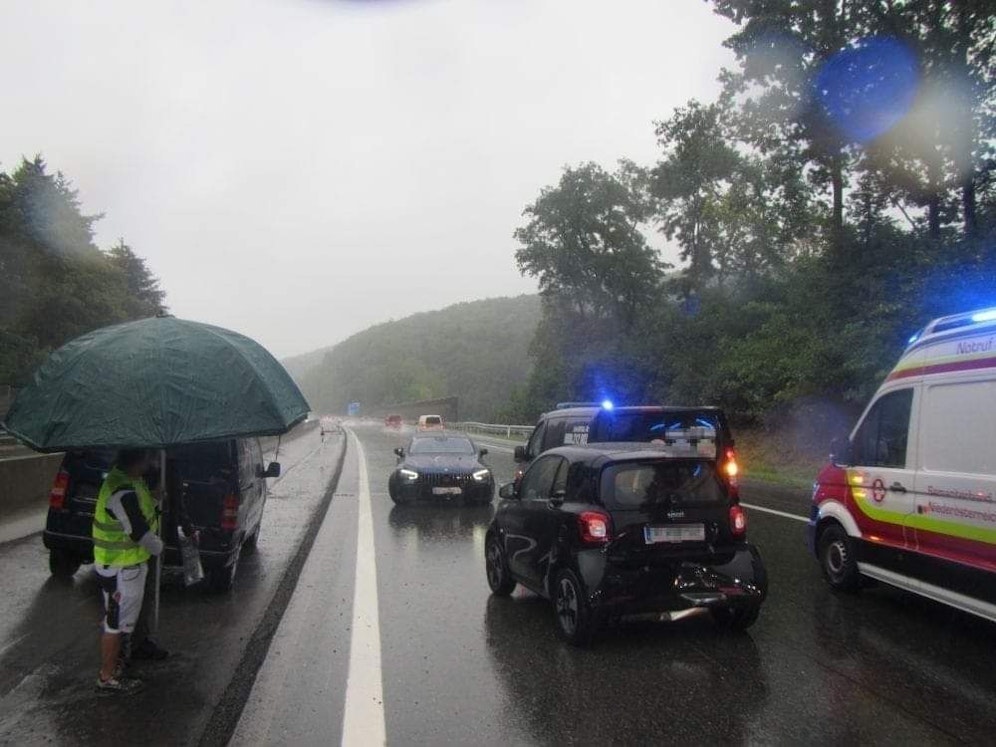 Serienunfall auf der A1 bei Pressbaum