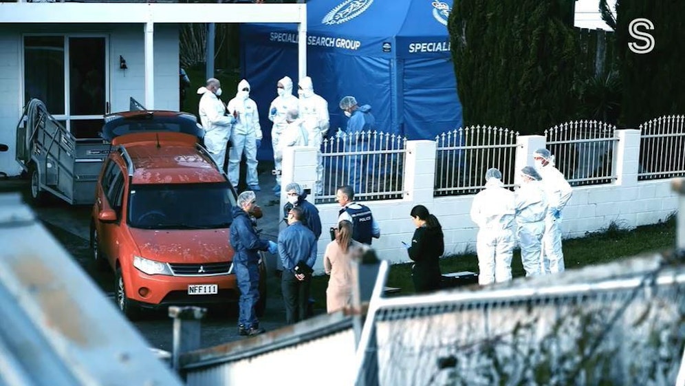 Schock für eine Familie aus Auckland, Neuseeland: Nach der Ersteigerung mehrerer Koffer entdeckte sie darin Leichenteile.