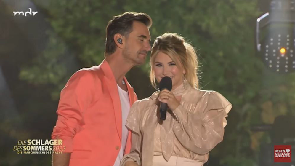 Die Schlagersänger kamen sich sehr nahe.