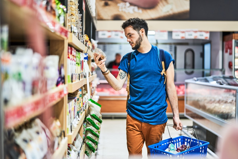 Der Einkauf im Supermarkt wird zunehmend teurer.