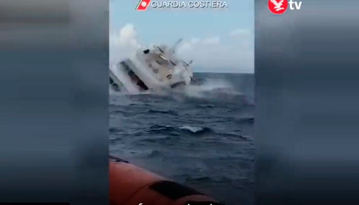 Luxus-Jcht geriet in Schieflage