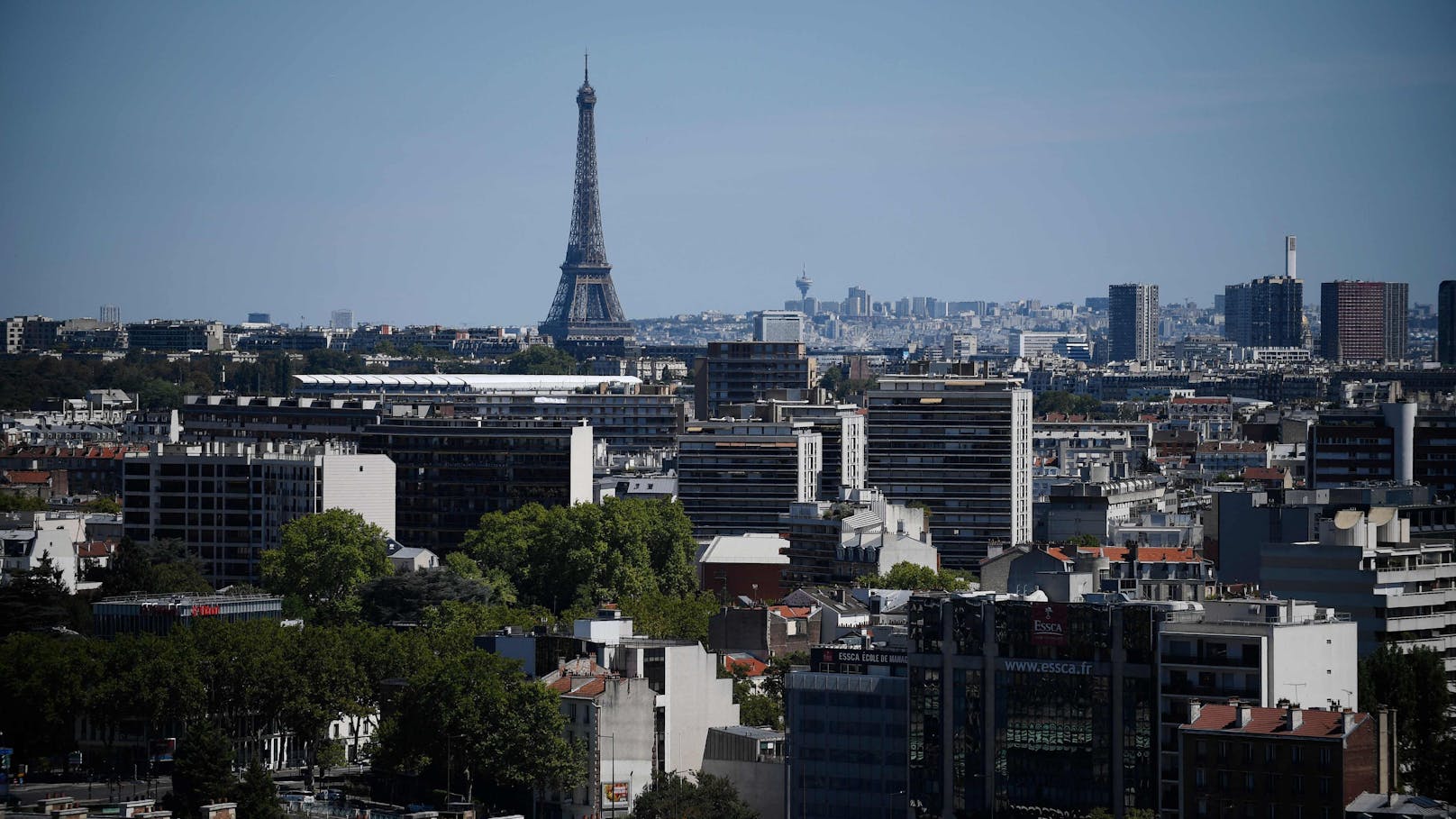 In Paris herrscht derzeit eine Wohnungskrise.