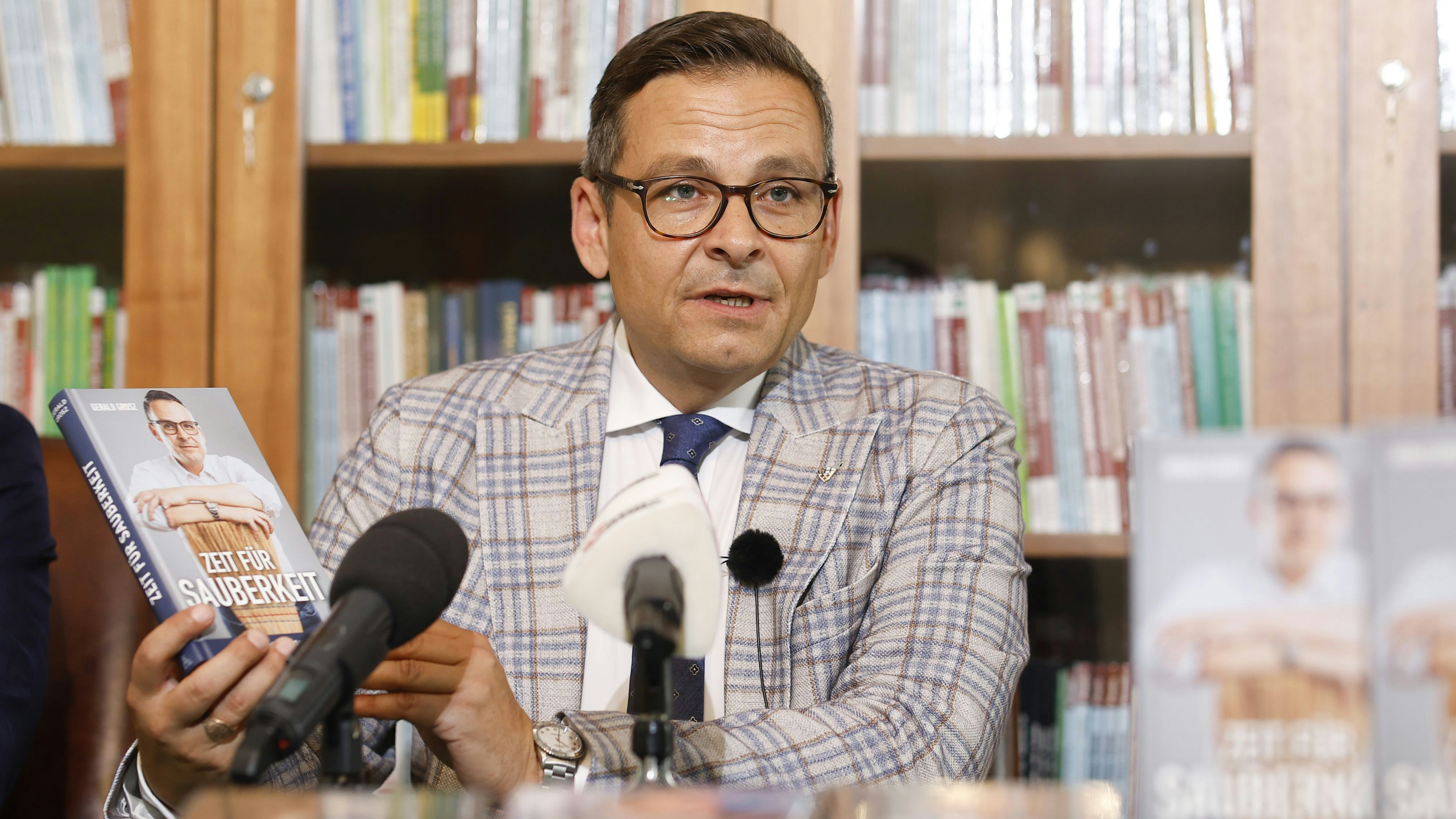 Auch Gerald Grosz kann fix bei der Bundespräsidentenwahl am 9. Oktober antreten.