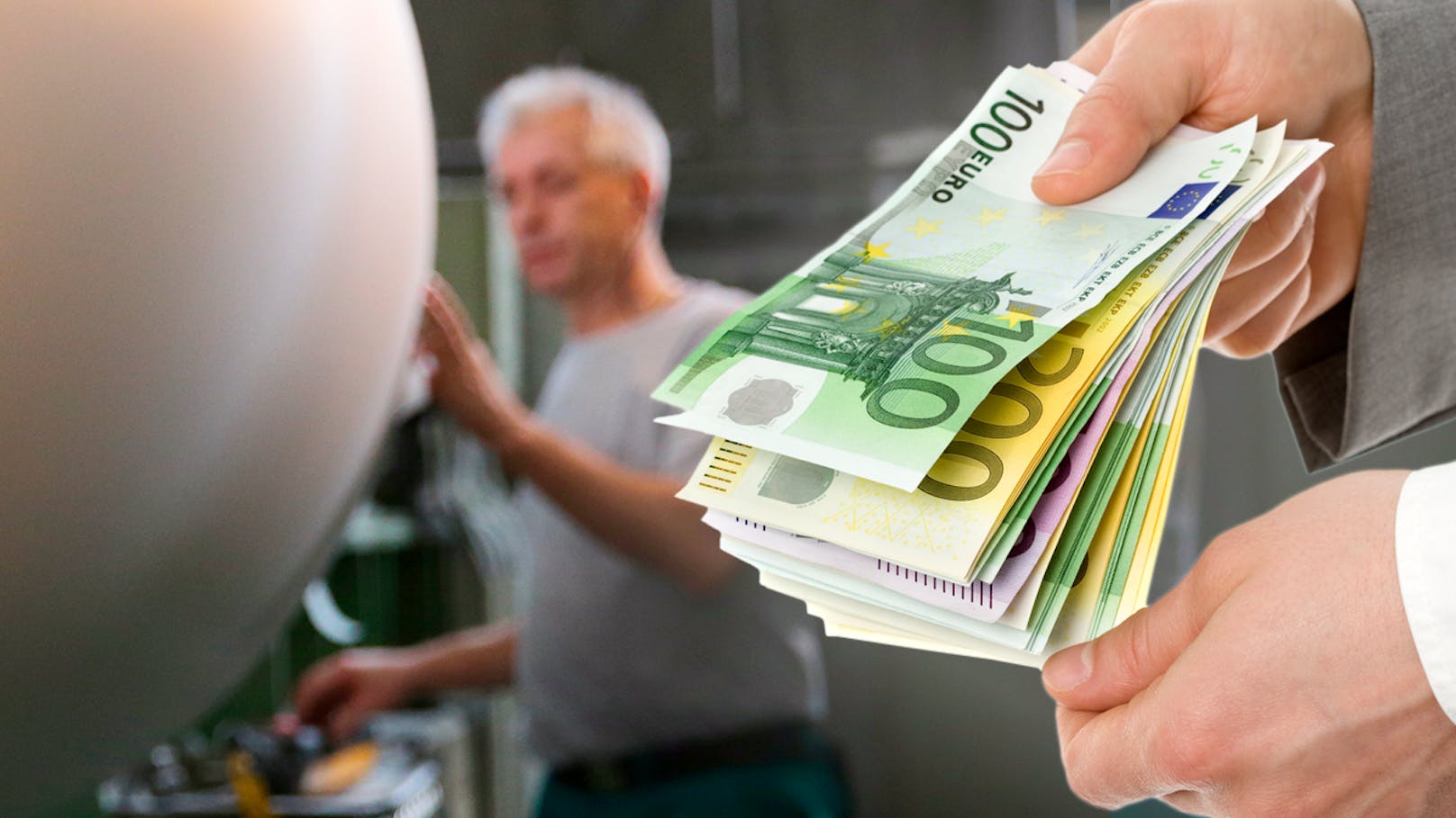 Erstes Unternehmen schenkt jedem Mitarbeiter 3.000 Euro