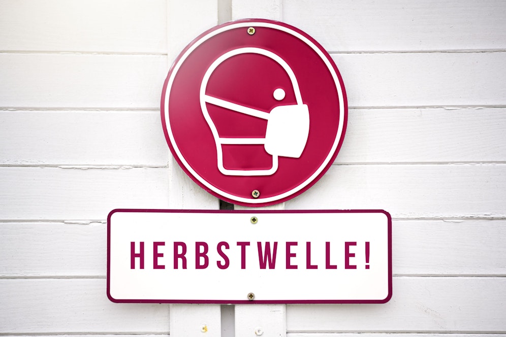 Während andere Länder noch den Sommer genießen, wappnet sich Deutschland bereits für die nächste Welle.