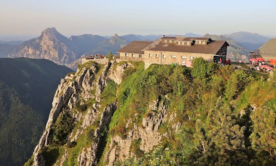 Auf 1.593 Metern über dem Meeresspiegel liegt die Christophorushütte am Feuerkogel