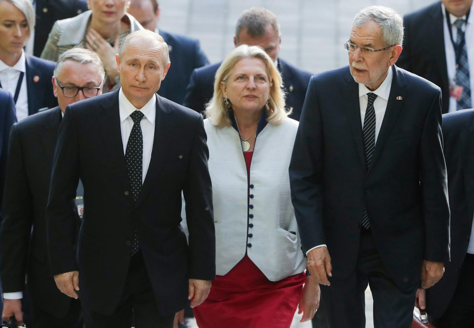 Wladimir Putin, Karin Kneissl und Alexander Van der Bellen im Mai 2019 in Sotschi