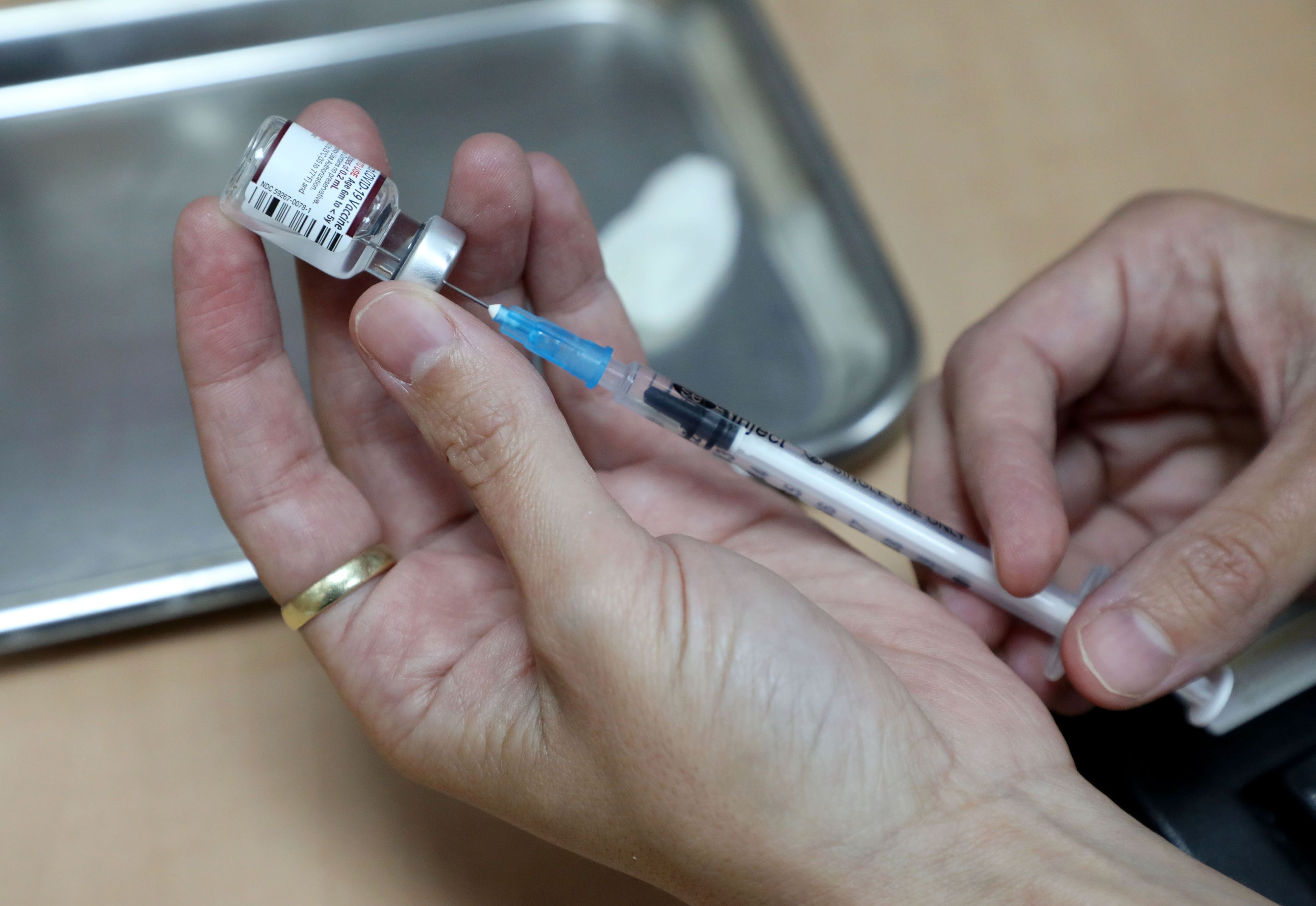 Die Corona-Impfung ist auch im Gesundheitsbereich ein Thema.