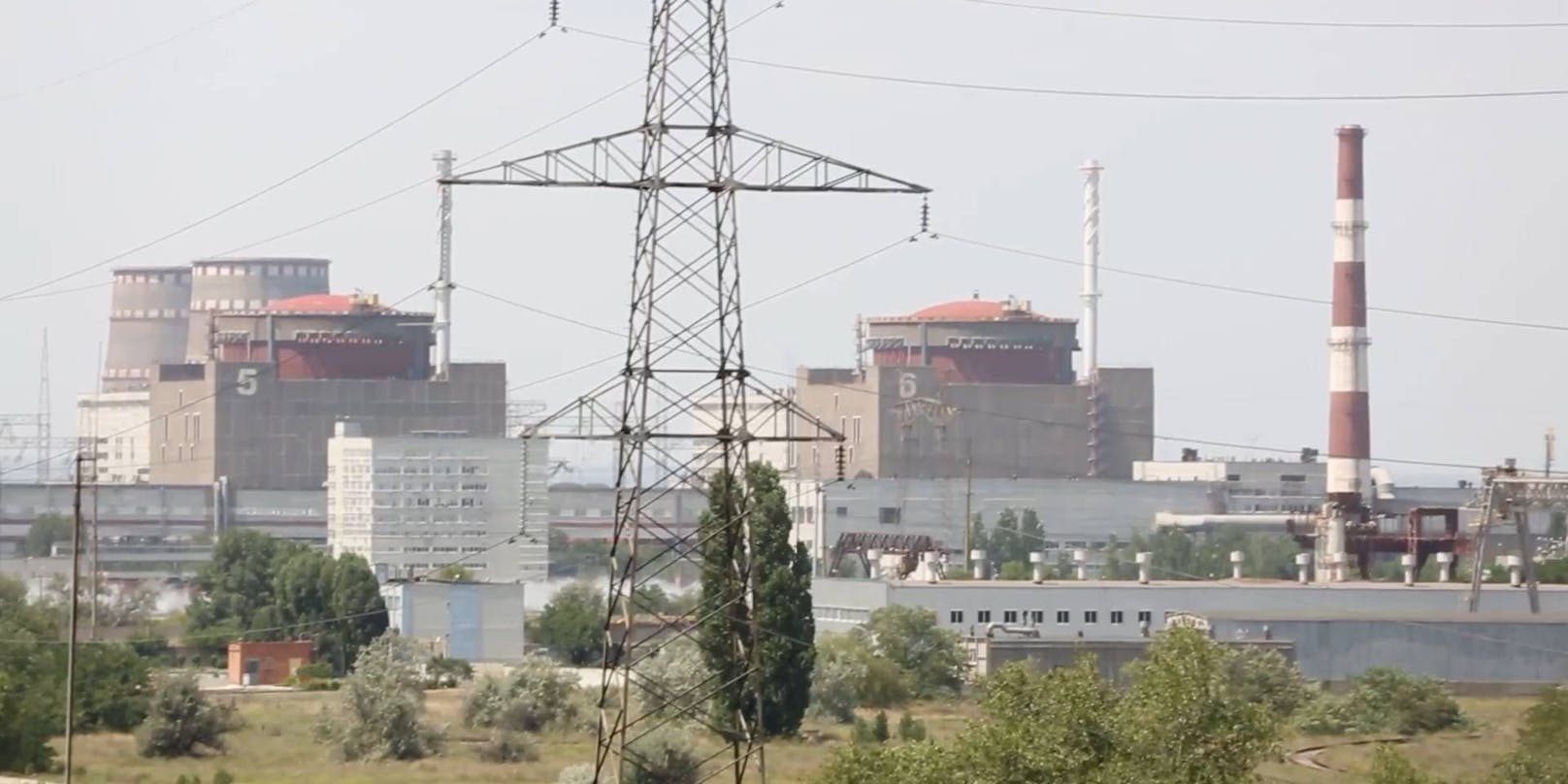 Der Reaktor baue Kapazität auf, teilte der ukrainische Staatskonzern Enerhoatom am Freitag mit.