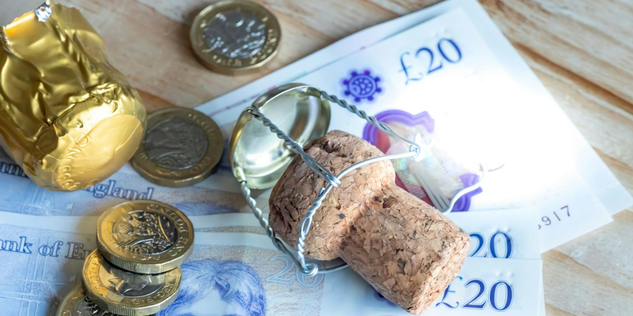 Während seine Freundin ordentlich auf den Putz haut, geht Kirk nun leer aus.