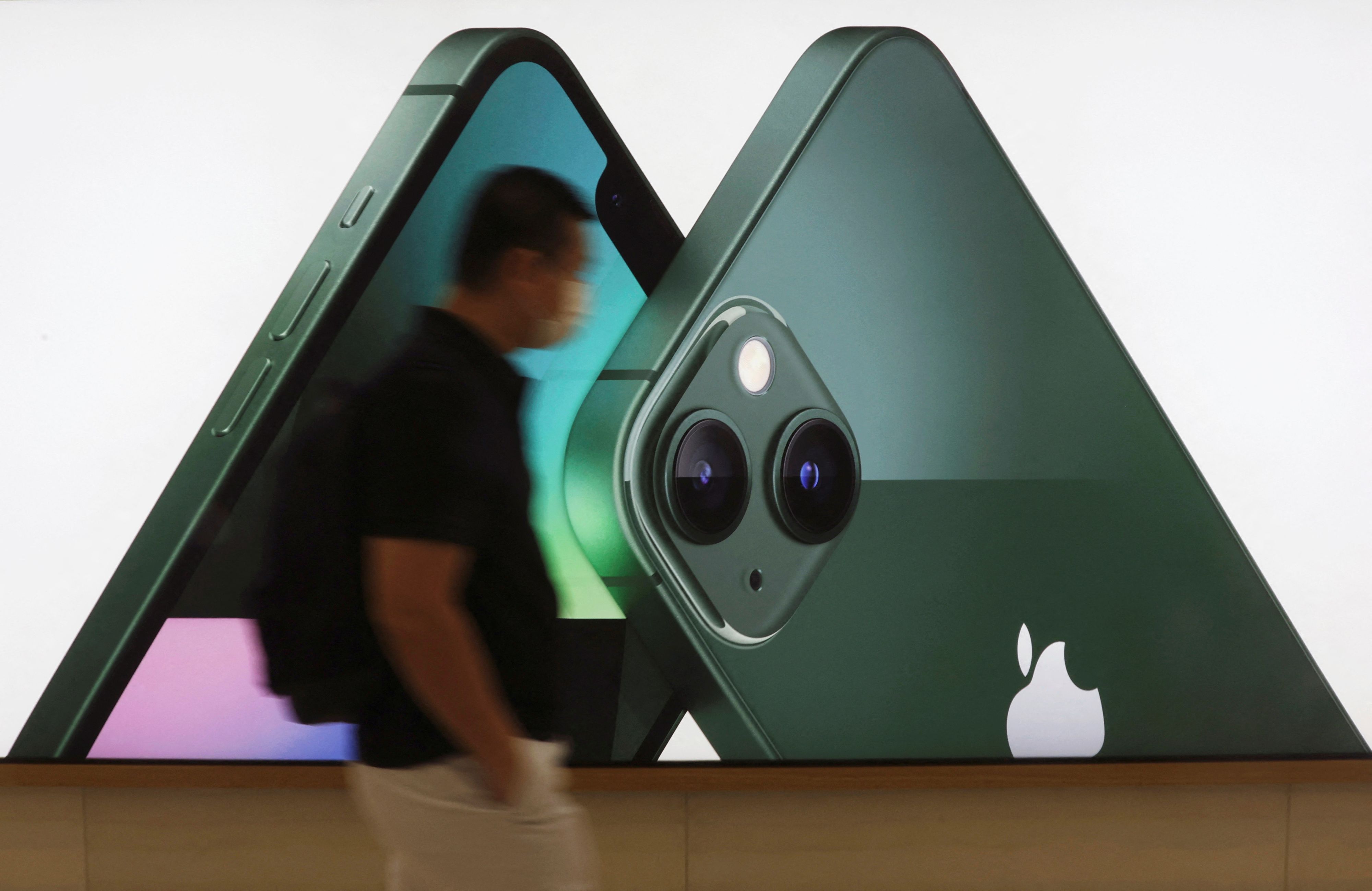 Man wisse auch von einem «Bericht, wonach dieses Problem aktiv ausgenutzt worden sein könnte», teilte Apple mit.