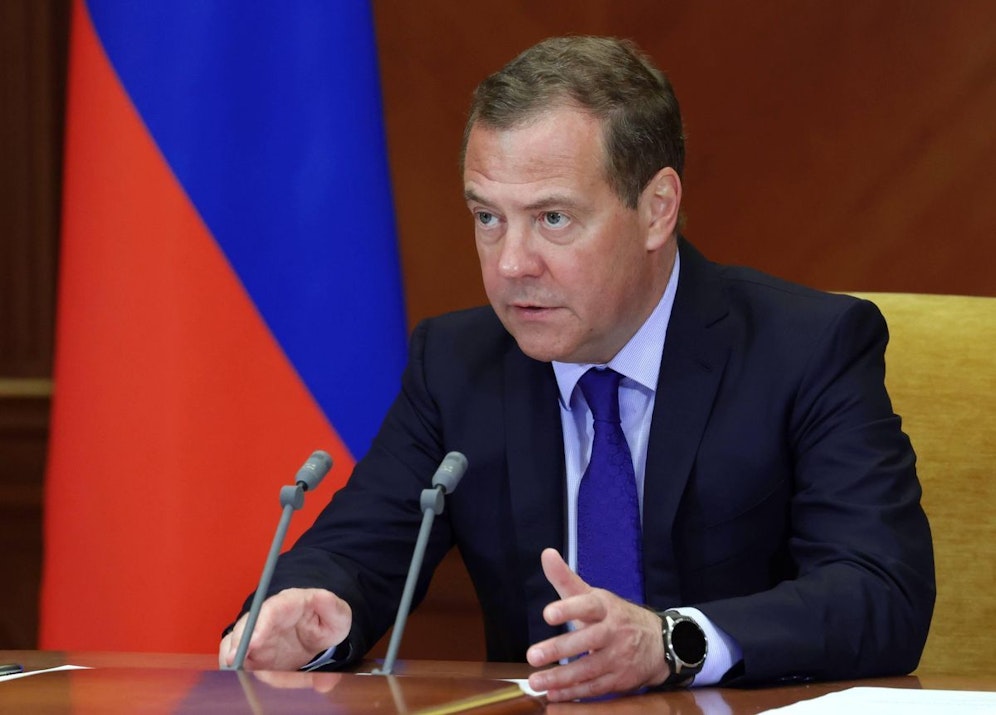 Der 56-Jährige gilt als Vertrauter von Kremlchef Wladimir Putin. Er ist ein glühender Verfechter des Kriegs.