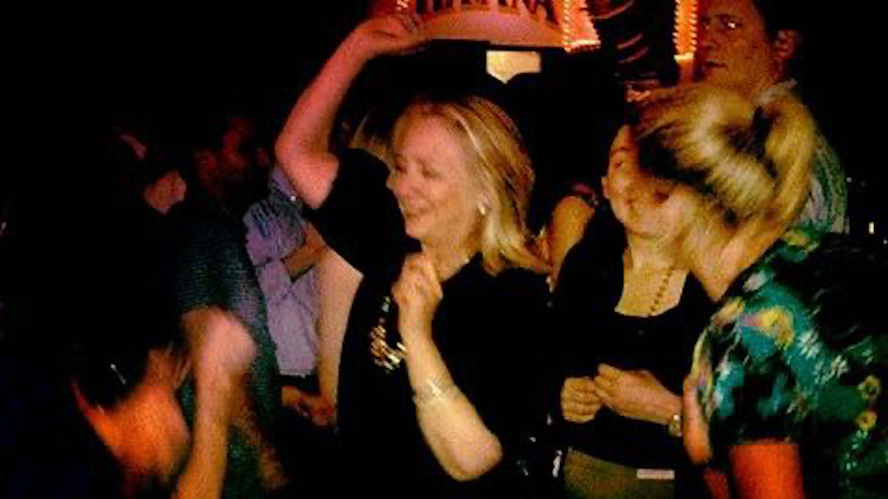 Heute.at - Tanz weiter, Sanna – auch Hillary Clinton macht Party