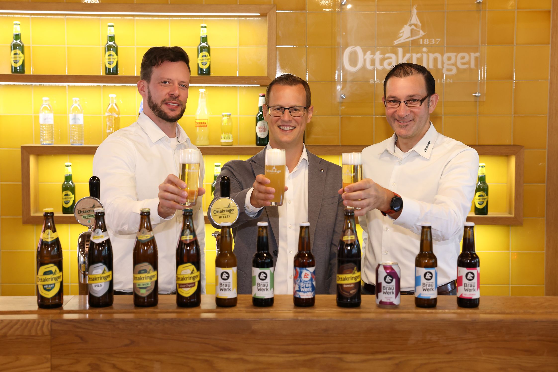 Silvan Leeb, Leiter Brauabteilung, Geschäftsführer Harald Mayer,&nbsp; 1.Braumeister Tobias Frank (v.l.n.r)