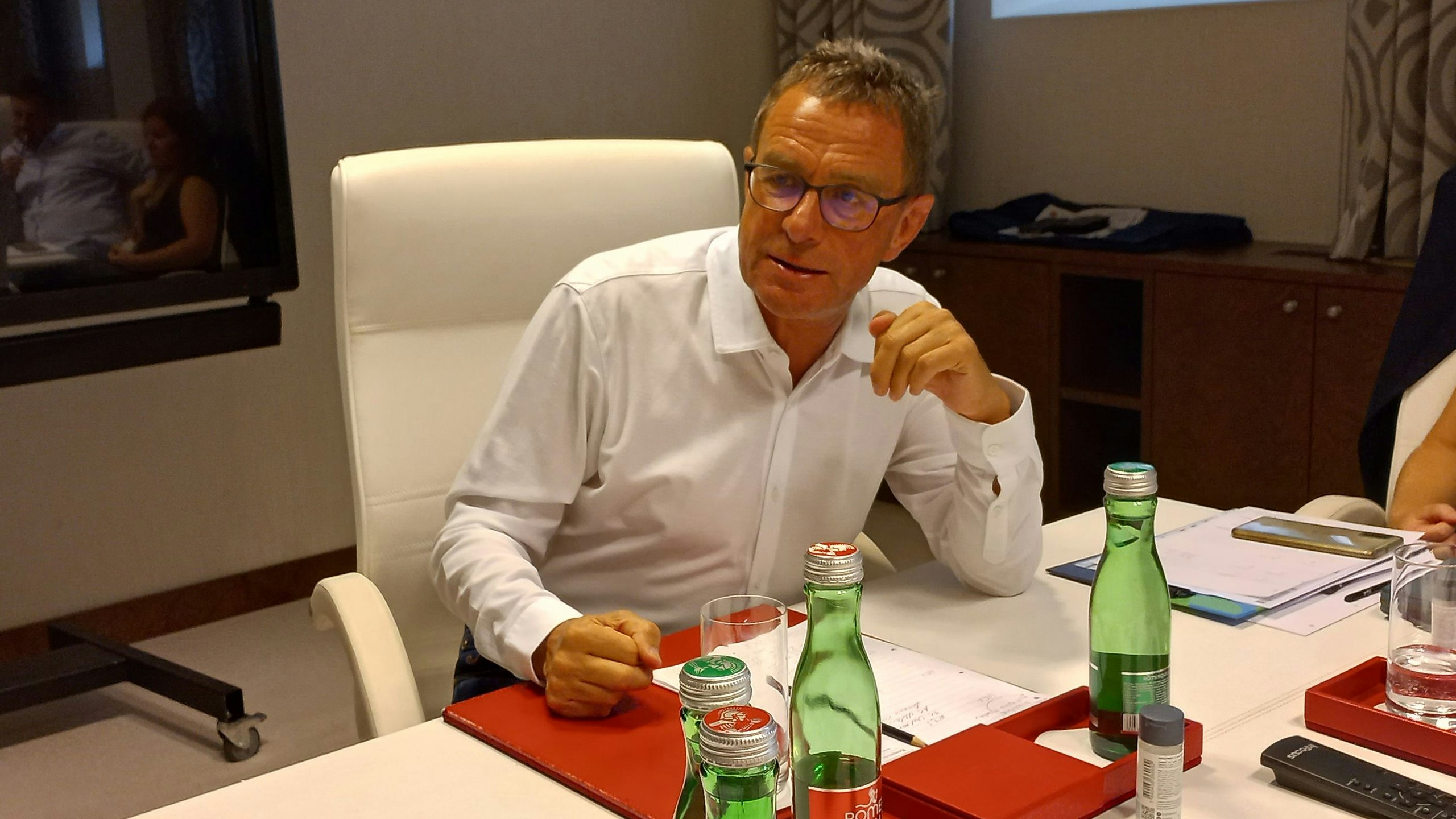 ÖFB-Teamchef Ralf Rangnick nahm sich über eine Stunde Zeit.