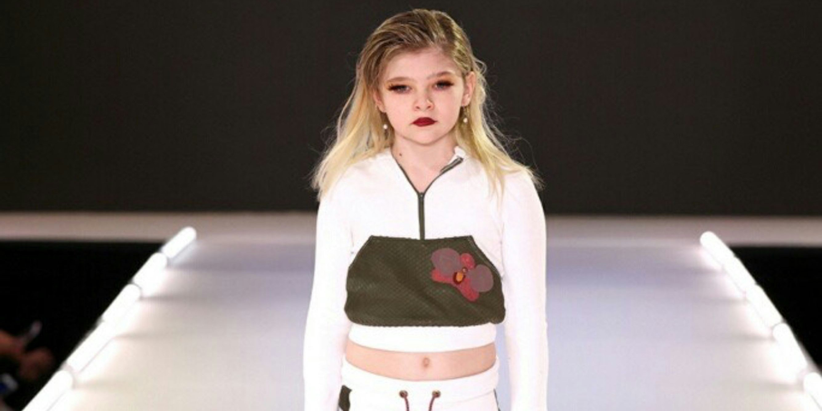 Trans-Model Noella (10)