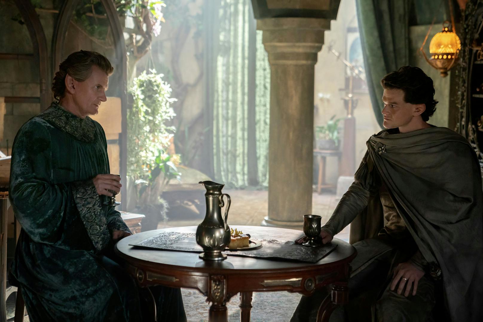 Celebrimor und Elrond haben Einiges zu besprechen.
