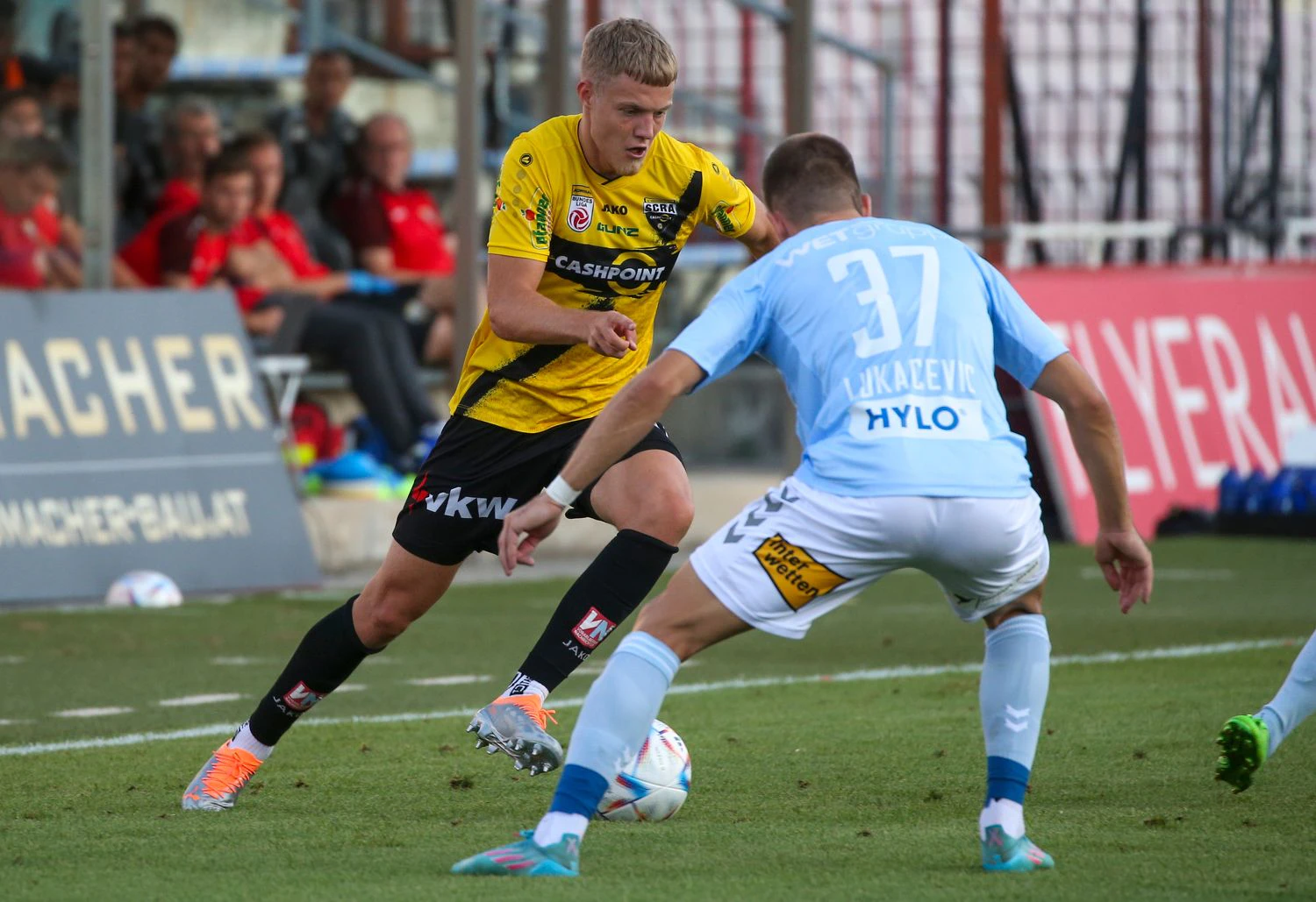 Altach beißt sich an der Admira die Zähne aus.