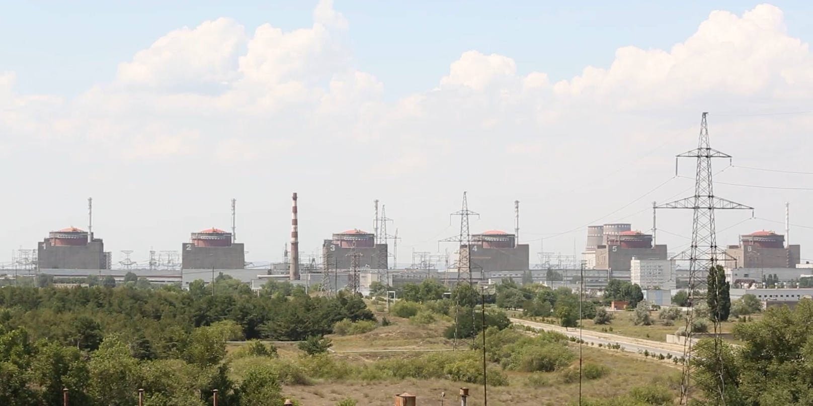 Die Gefechte rund um das Atomkraftwerk Saporischschja geben international Grund zur Besorgnis.