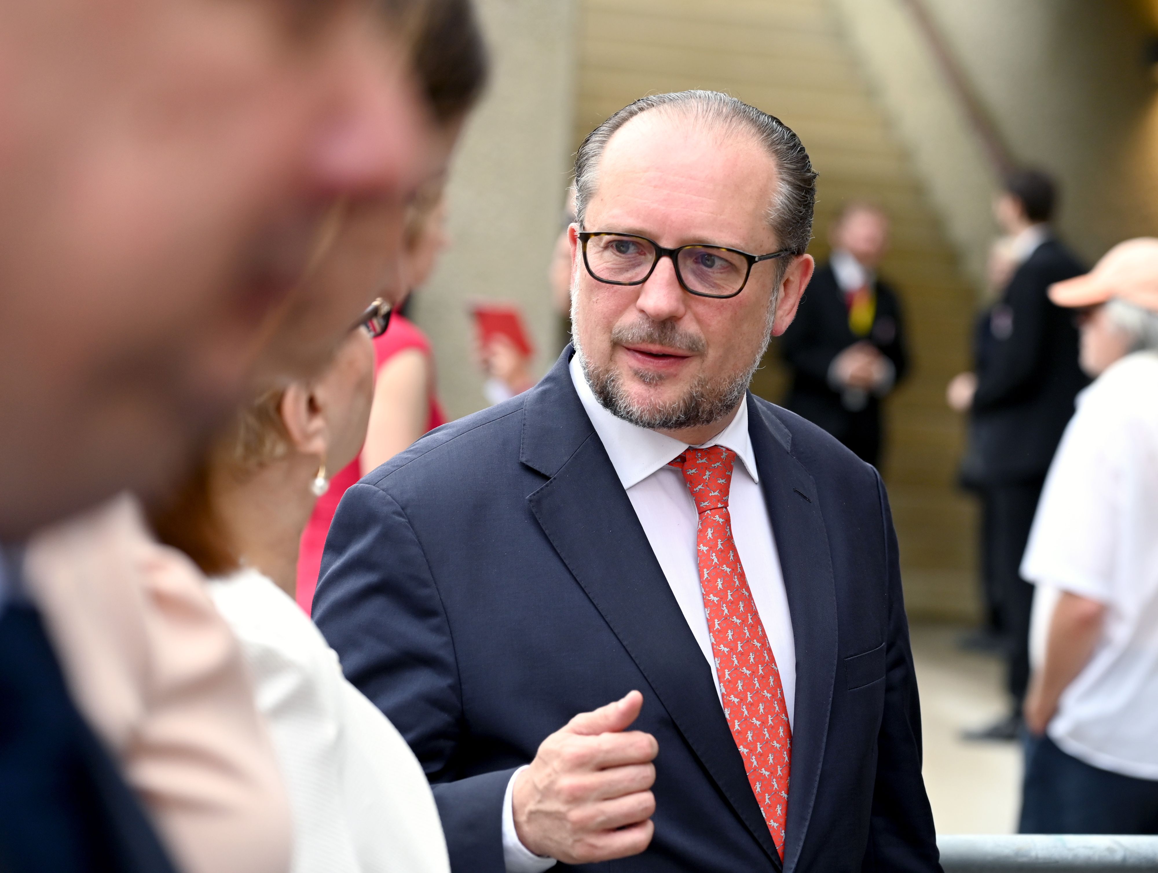 Minister Alexander Schallenberg (ÖVP) verhandelt mit den EU-Minister über ein Visa-Verbot für russische Staatsbürger.