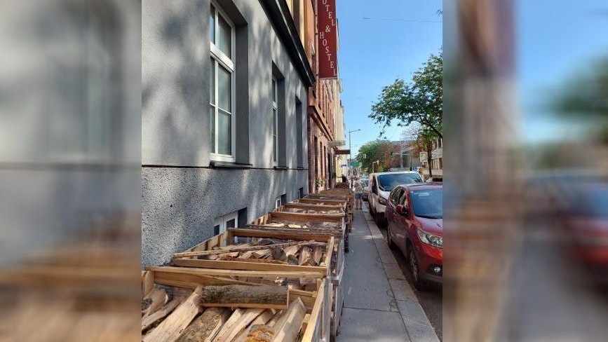 Winter kommt – Wiener decken sich jetzt mit Holz ein