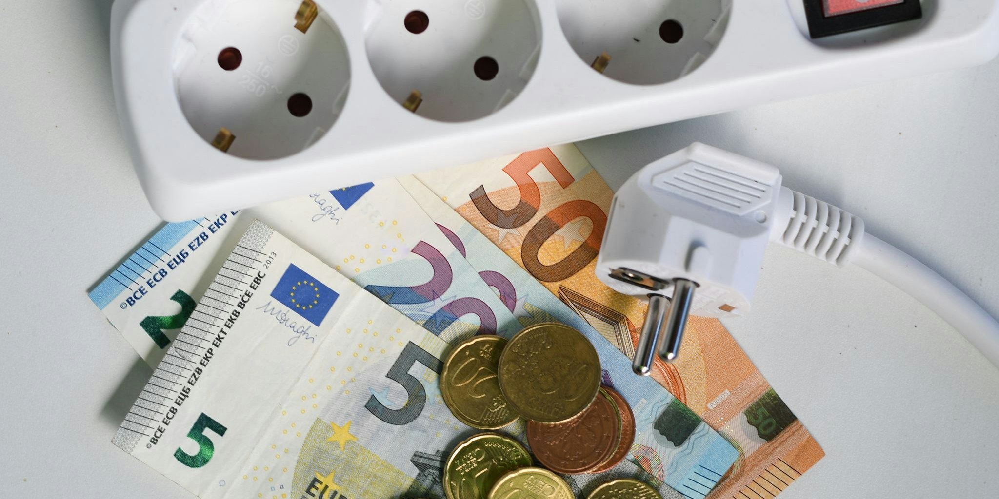 Der Strompreis steigt immer weiter – jetzt soll es offenbar ein Preisdeckel richten.