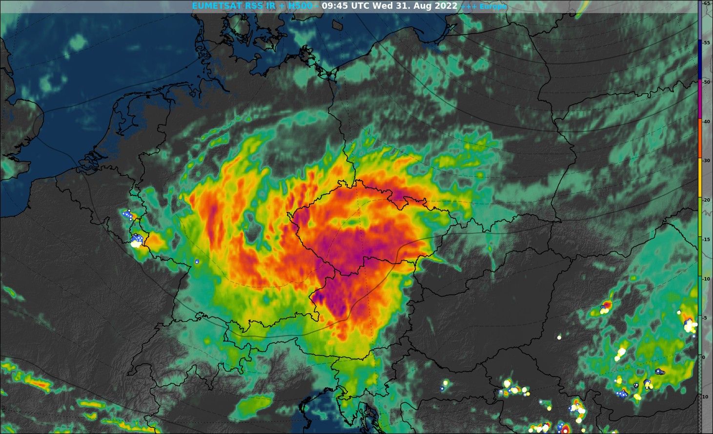Ein Infrarot-Satellitenbild zeigt die Lage des Tiefs.