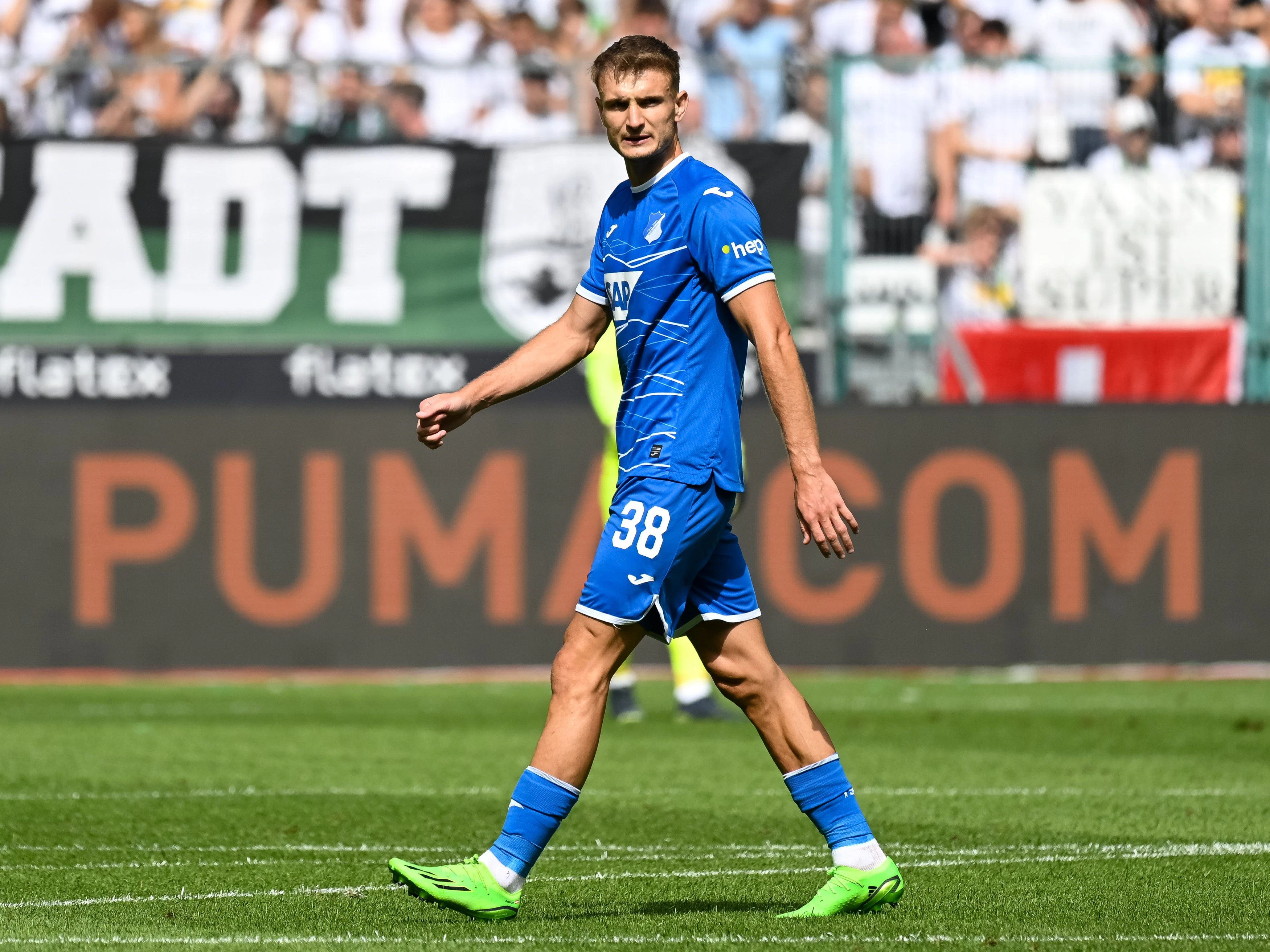 Stefan Posch wird neuer Teamkollege von Marko Arnautovic.