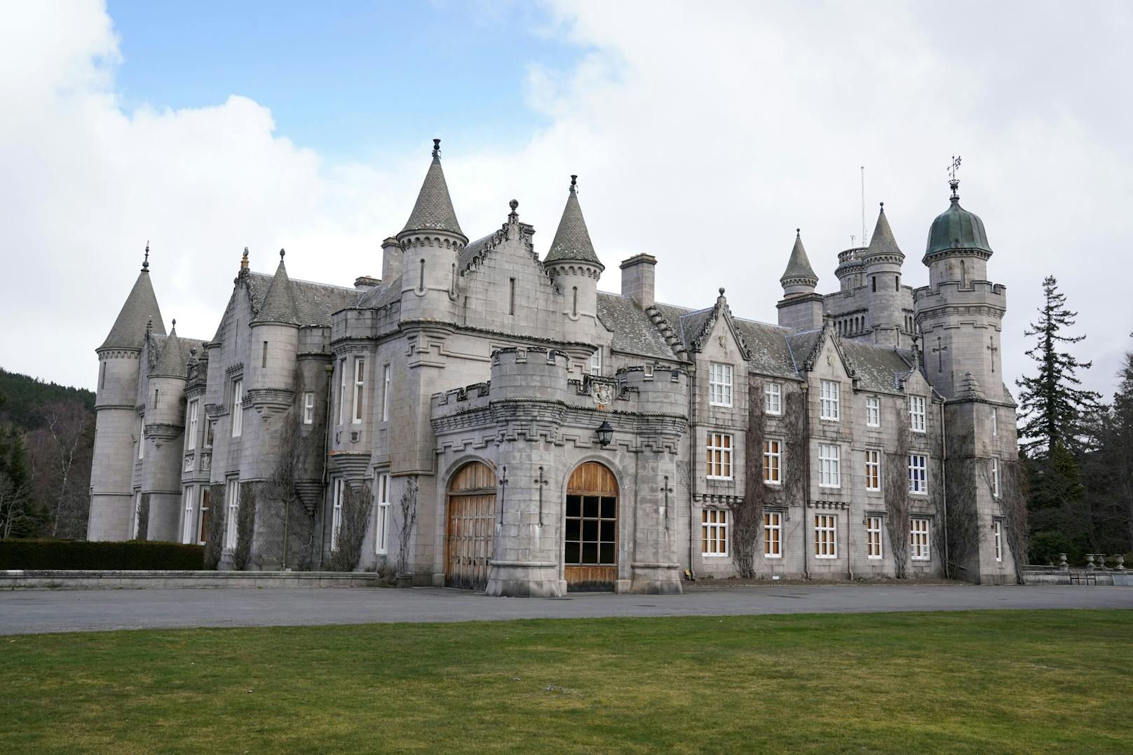 Die Monarchin verstarb am Donnerstag im Schloss Balmoral in Schottland.