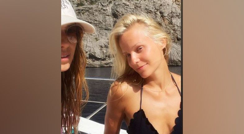 Mirjam Weichselbraun genießt ihren Urlaub.