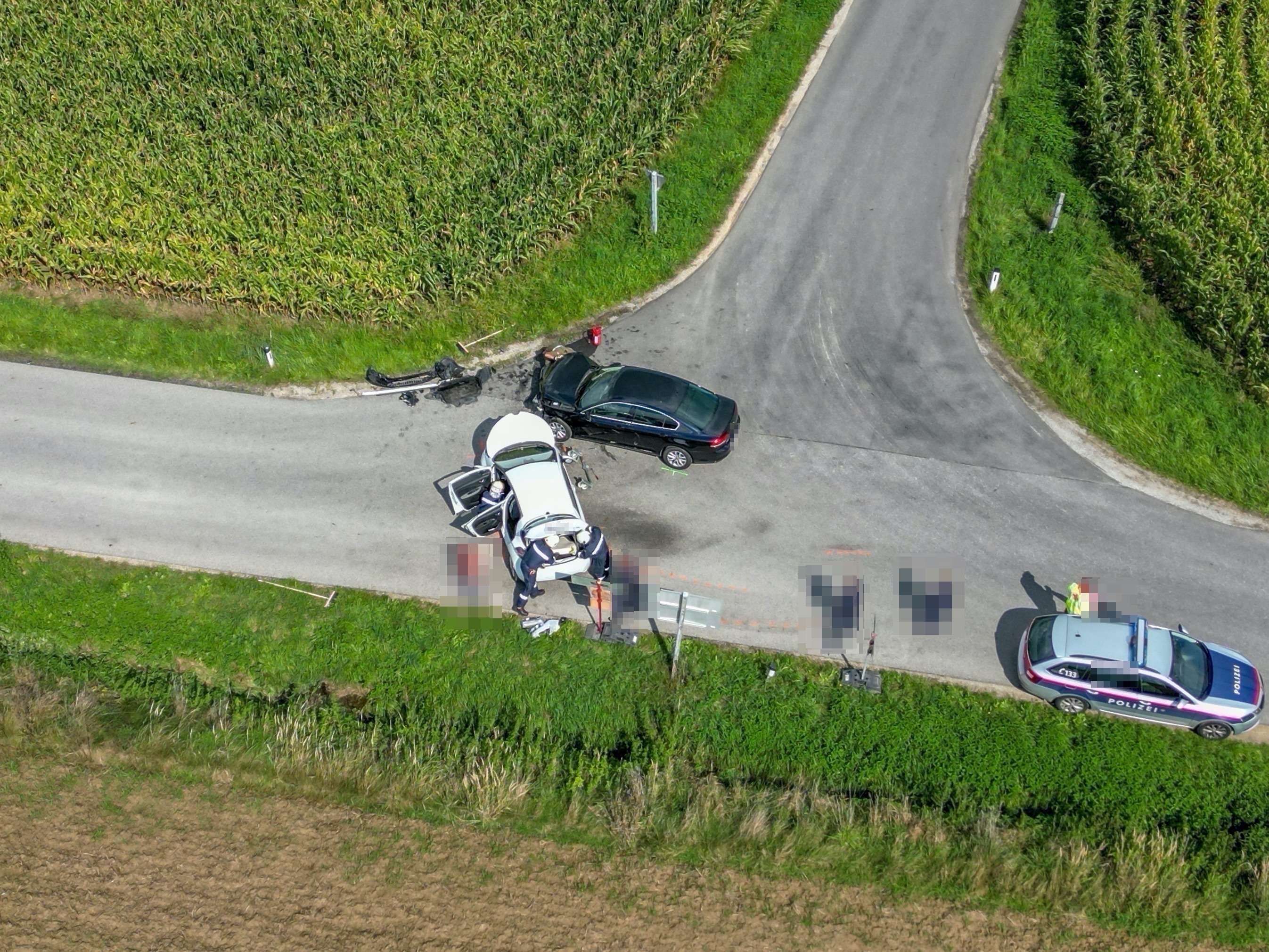 Zwei Autos krachten bei Kirnberg zusammen.