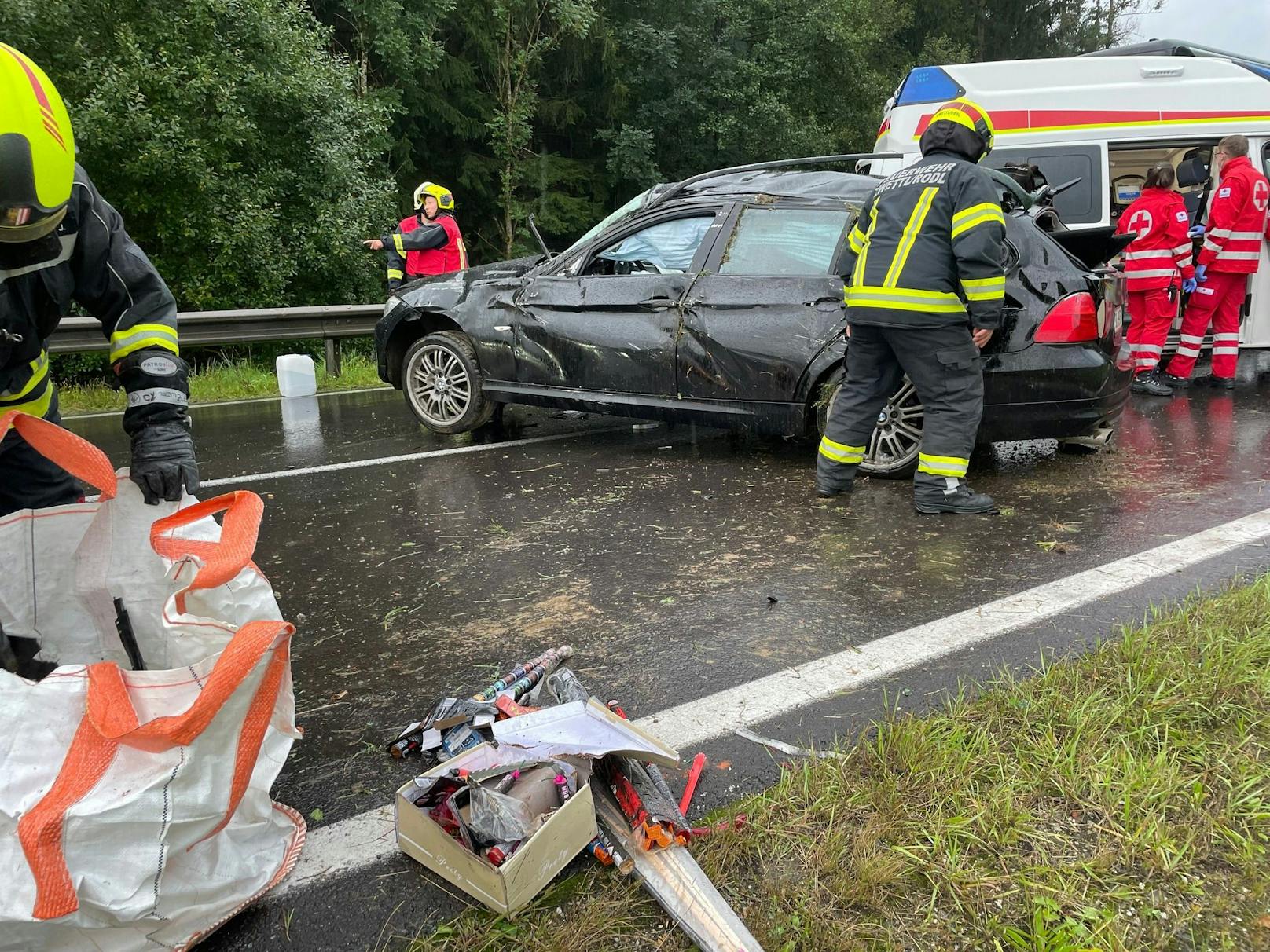 Feuerwehr und Rettung waren im Einsatz.