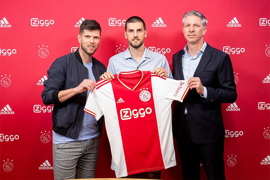 Florian Grillitsch unterschreibt bei Ajax Amsterdam. 