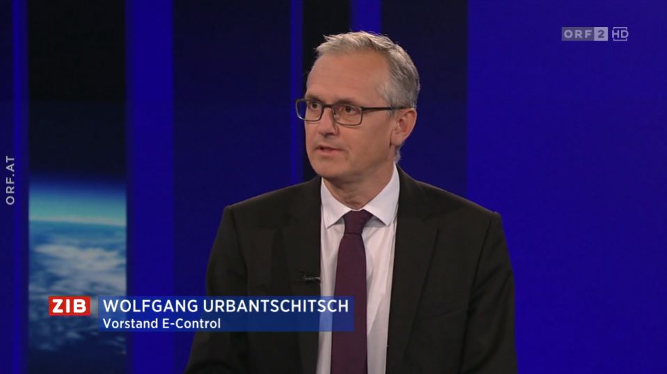 Vorstand der E-Control, Wolfgang Urbantschitsch, in der ZIB2 mit Martin Thür am 1. September 2022.
