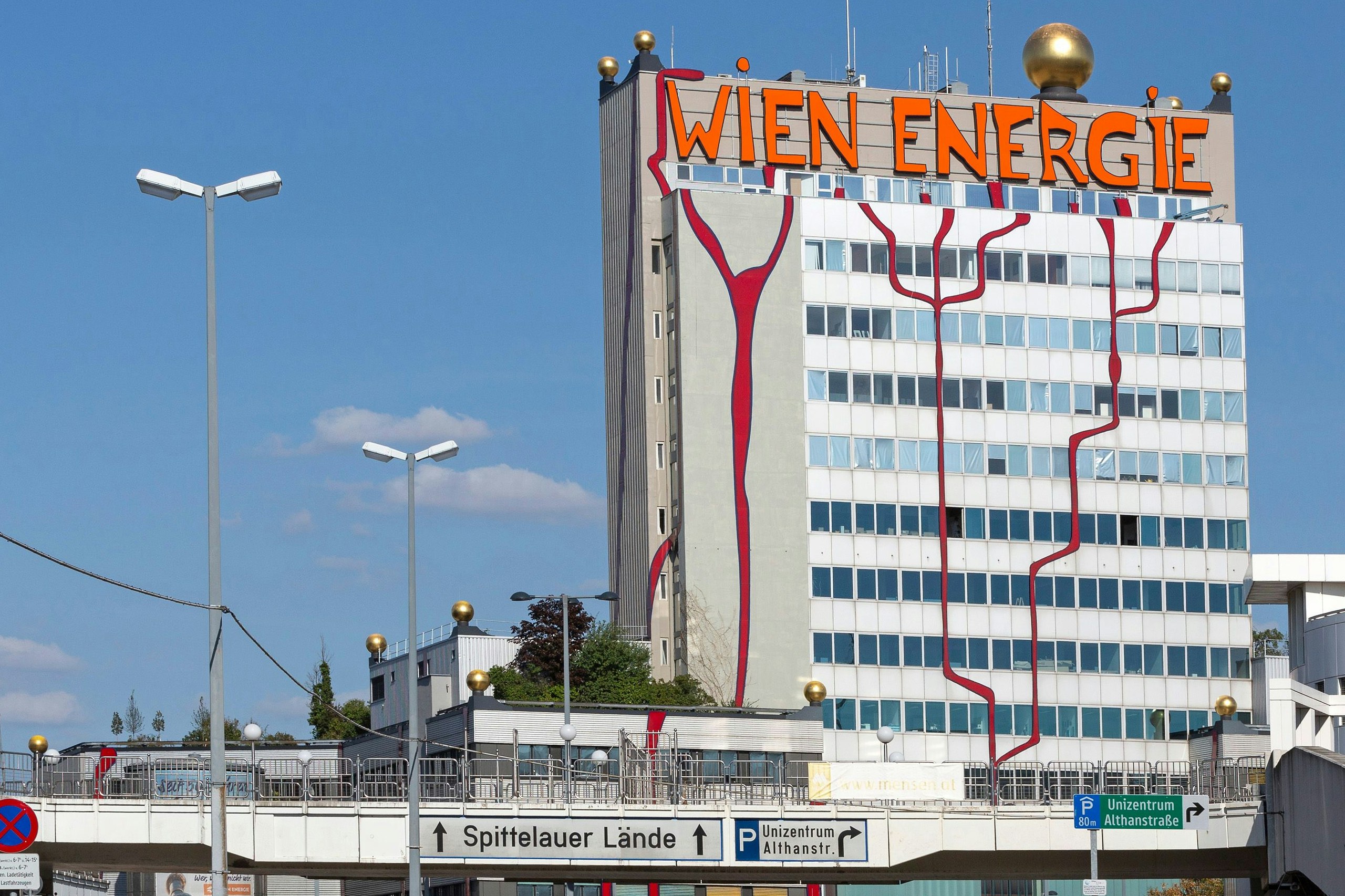 Treffpunkt ist vor dem Kundentreff der Wien Energie.