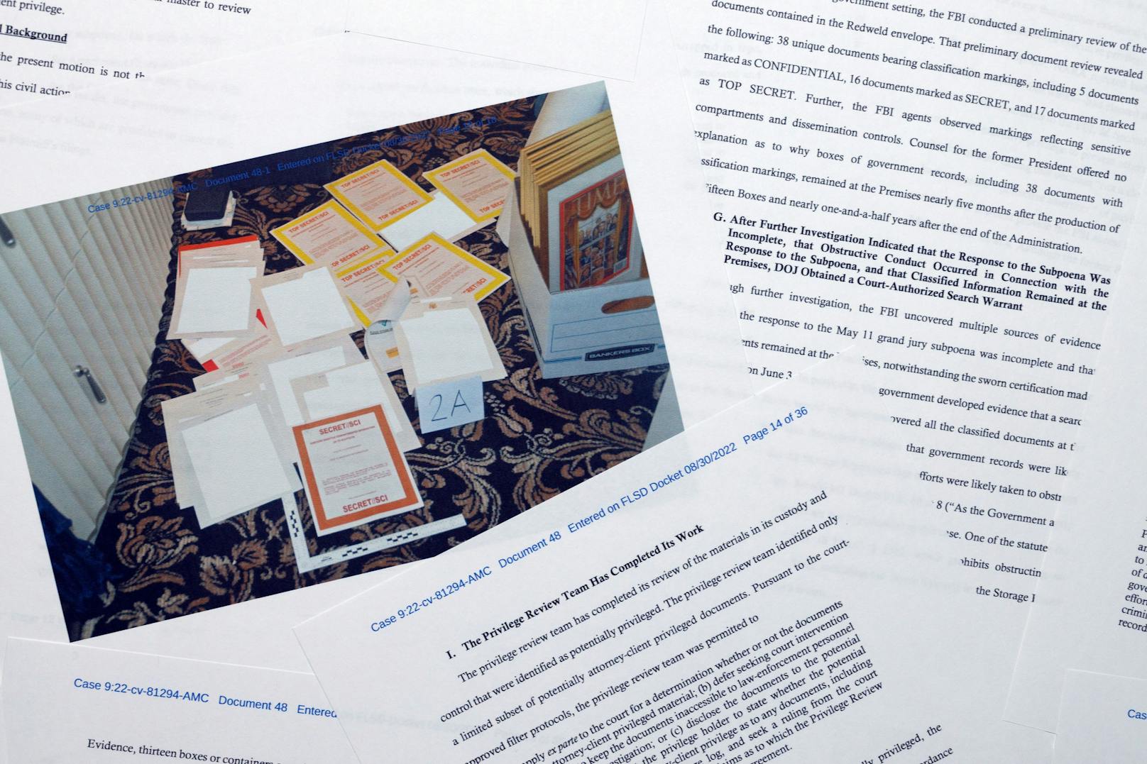 Dokumente, die bei der Durchsuchung in Trumps Anwesen beschlagnahmt wurden.