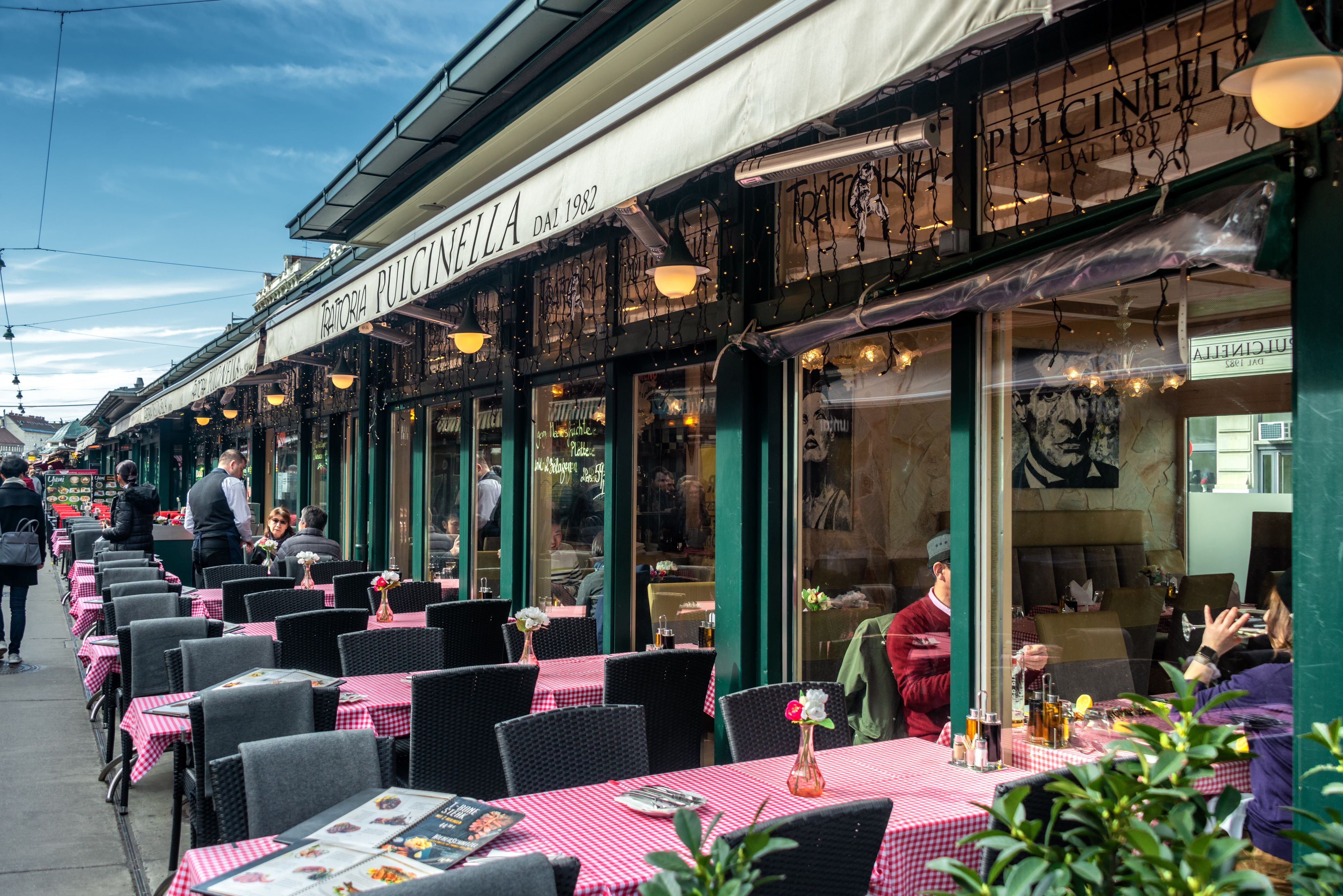Aufgrund der Teuerung bleiben in vielen Restaurants die Gäste aus.