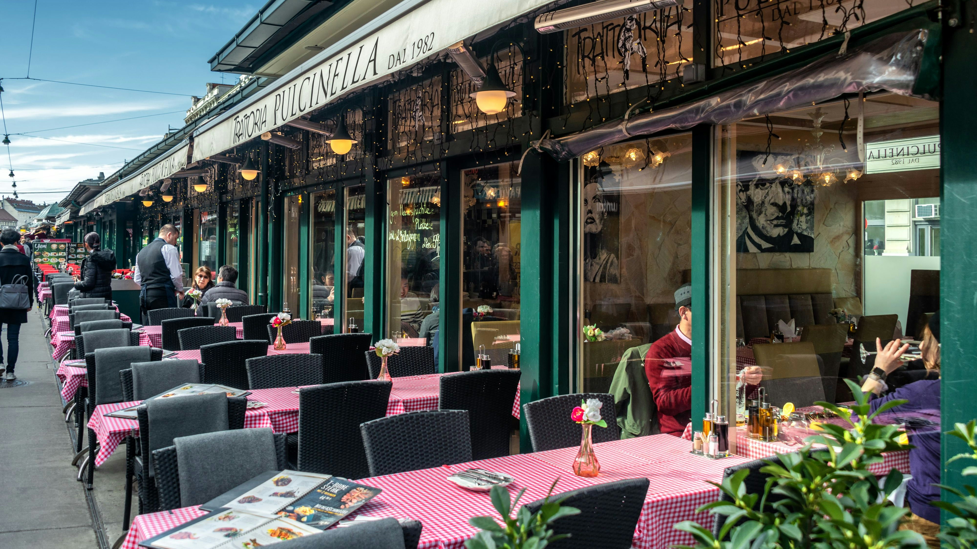 Aufgrund der Teuerung bleiben in vielen Restaurants die Gäste aus.