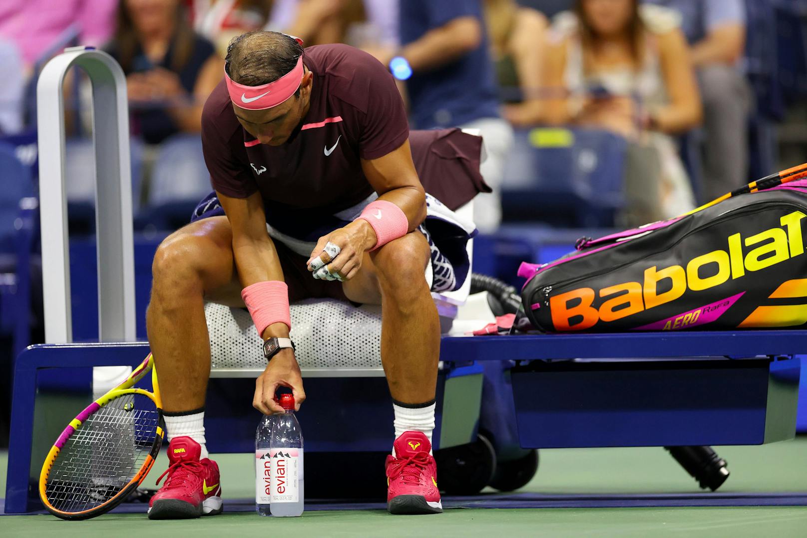 US Open: Nadal schlägt sich Nase blutig, siegt trotzdem