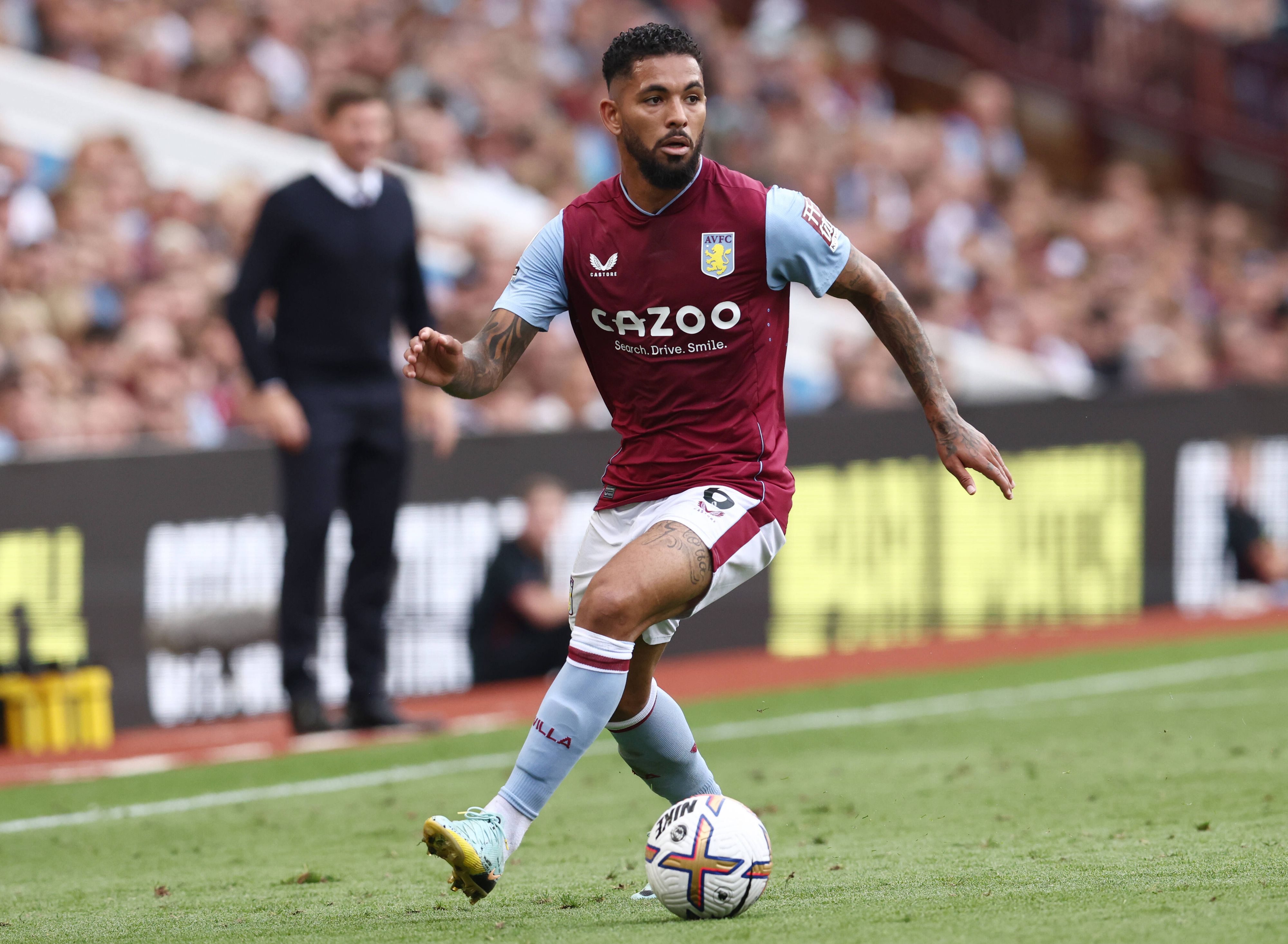 Arsenal soll an Douglas Luiz interessiert gewesen sein. 