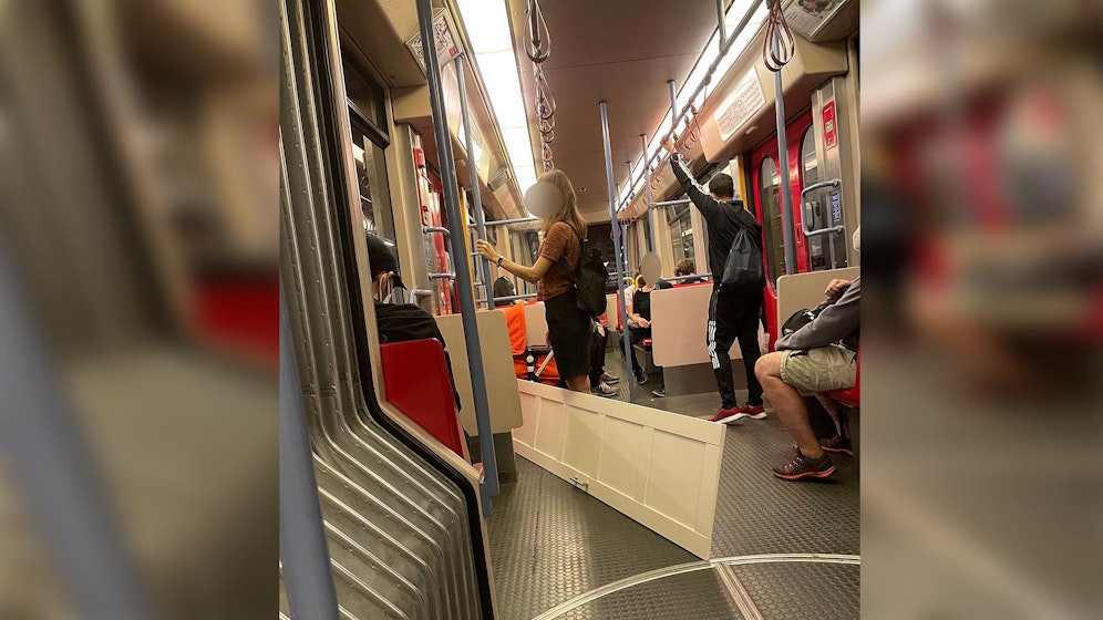 Die Wienerin fuhr mit ihren Schranktüren U6. 