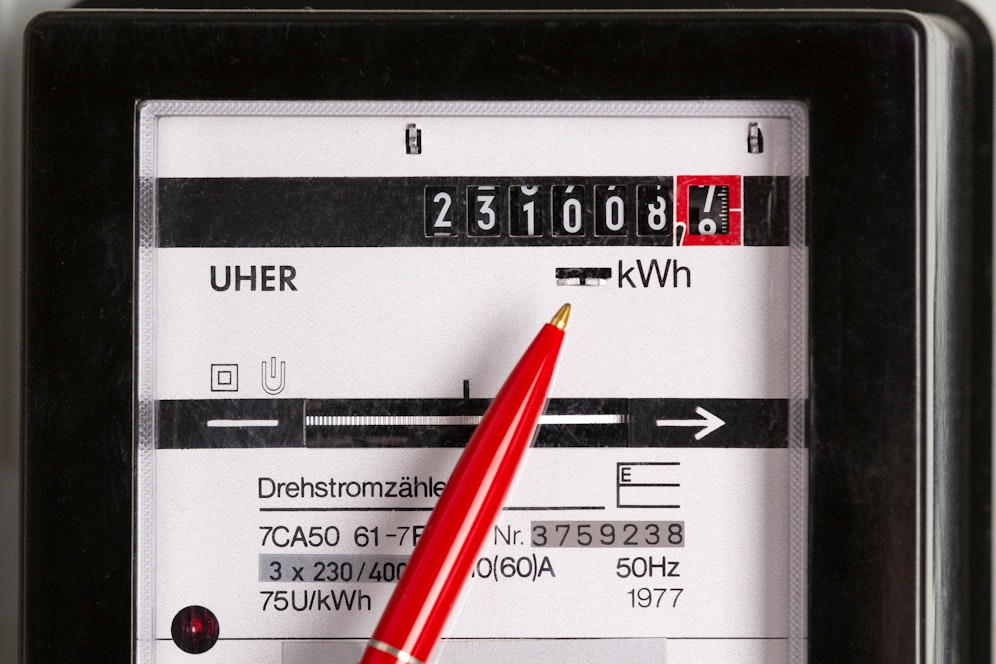 Statt erst im kommenden Jahr zu starten, soll es viel schneller bei der Strompreisbremse gehen.