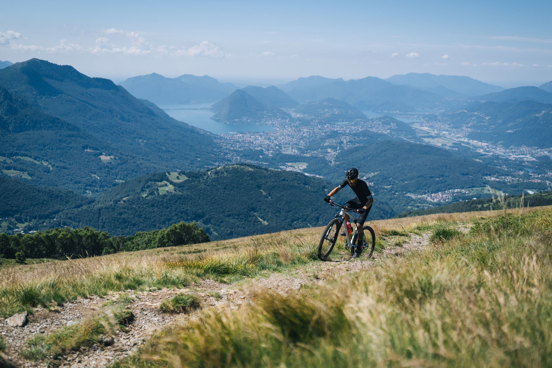 Reanimationsmaßnahmen durch andere Gruppenteilnehmer blieben erfolglos.