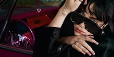 Popstar Billie Eilish cruised für Gucci
