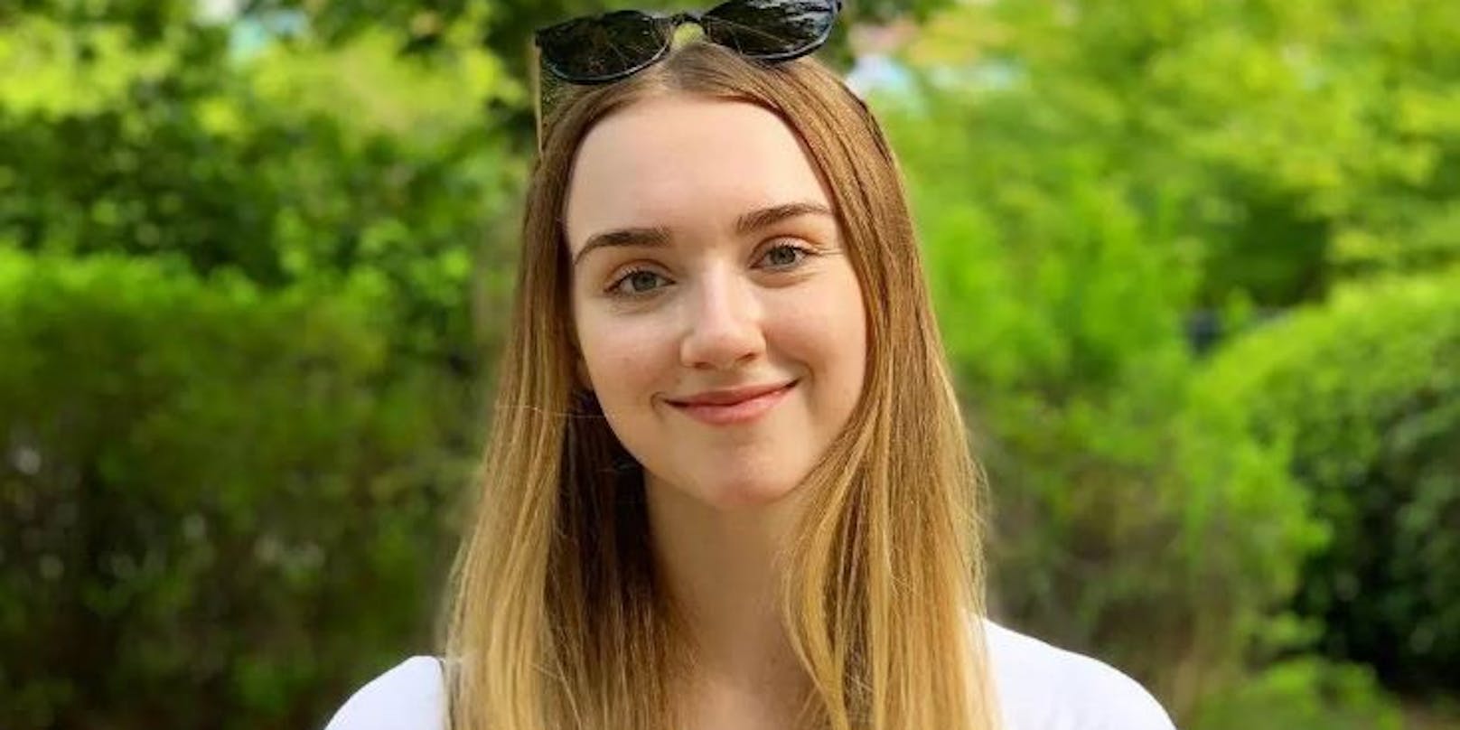 YouTuberin Sara Holmes kämpfte gegen die Krankheit Leukämie.
